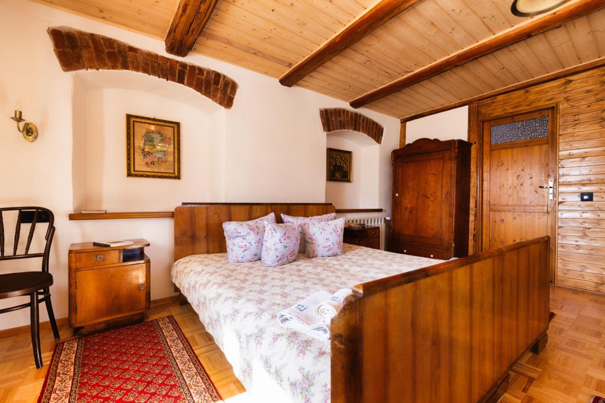 Villa Gajraj Radkow Esterno foto